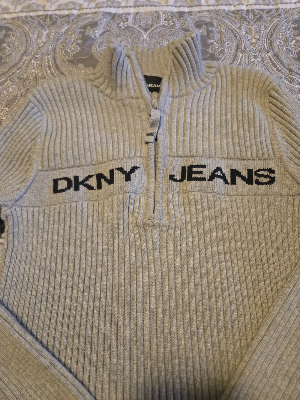 Dkny Women's Ribbed Half-Zip Sweater in Light Gray Size Medium